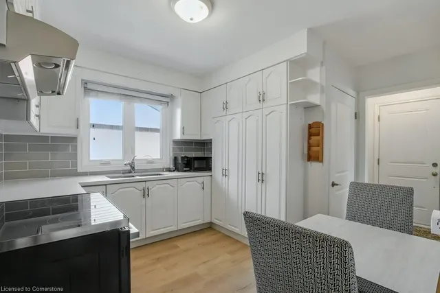 Additional image 10 of 111 Castlefield Dr