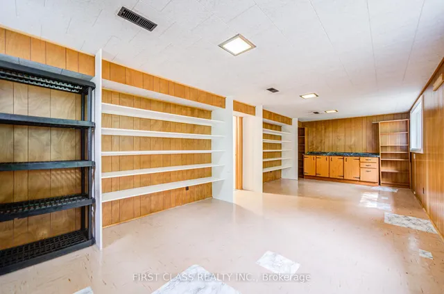 Additional image 41 of 49 Mckee Ave