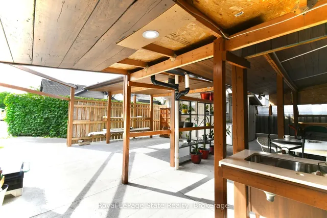 Additional image 46 of 13 Leeming St