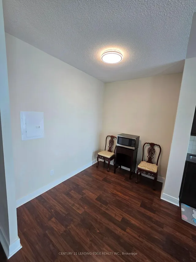 Additional image 12 of 35 Brian Peck Cres Unit 914