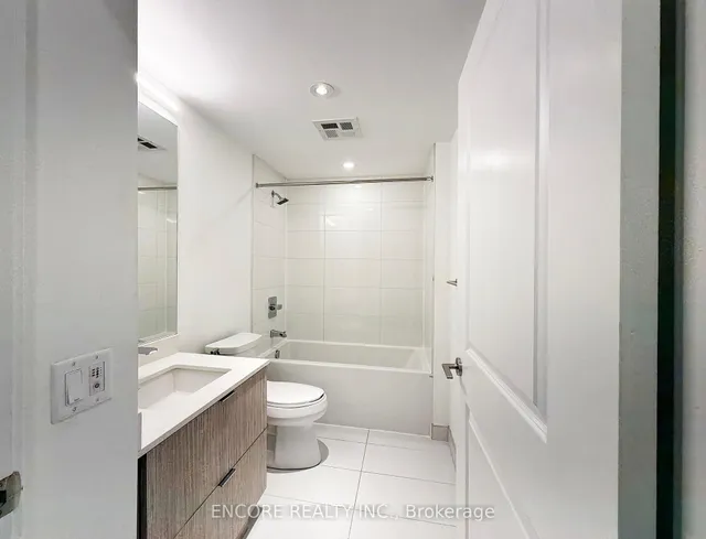 Additional image 7 of 395 Bloor St Unit 3801