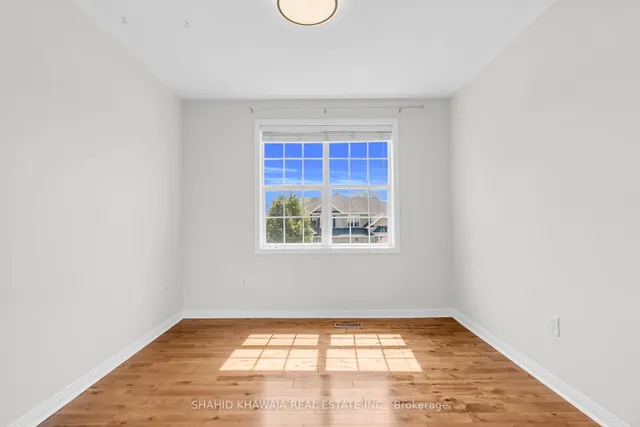 Additional image 21 of 492 Collis Crt