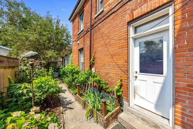 Additional image 42 of 56 Brock Ave