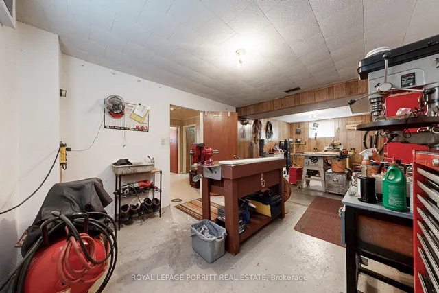 Additional image 28 of 27 Hinton Rd