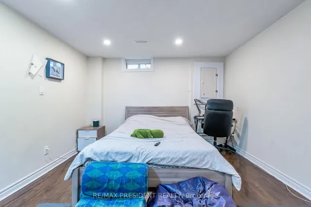 Additional image 36 of 66 Bayhampton Dr