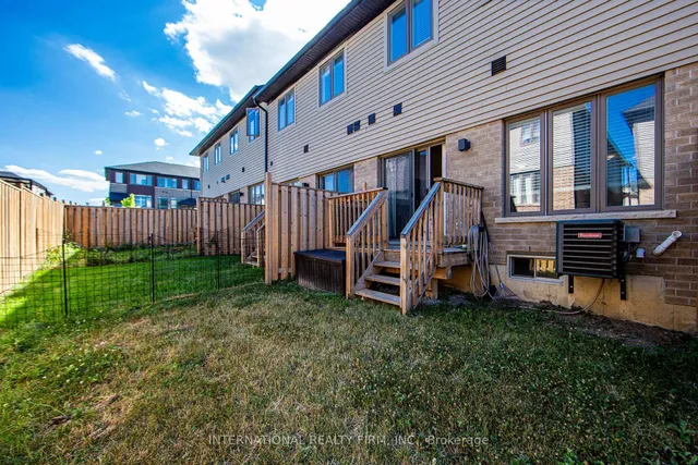 Additional image 27 of 8 Greenwich Ave