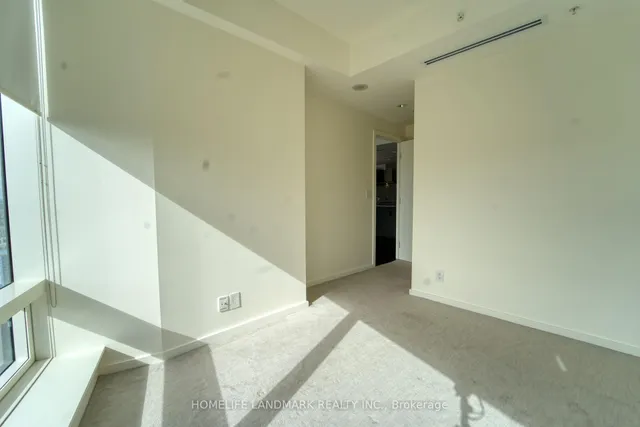 Additional image 13 of 180 University Ave Unit 4704