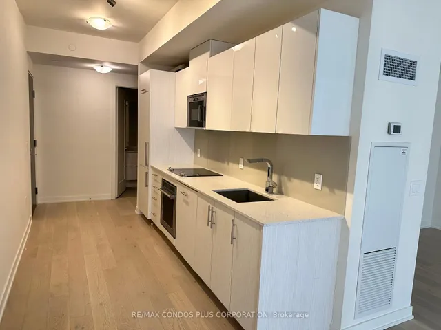 Additional image 4 of 330 Richmond St Unit 518