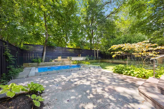 Additional image 49 of 127 Munro Blvd