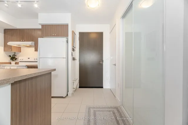 Additional image 7 of 1346 Danforth Rd Unit 815