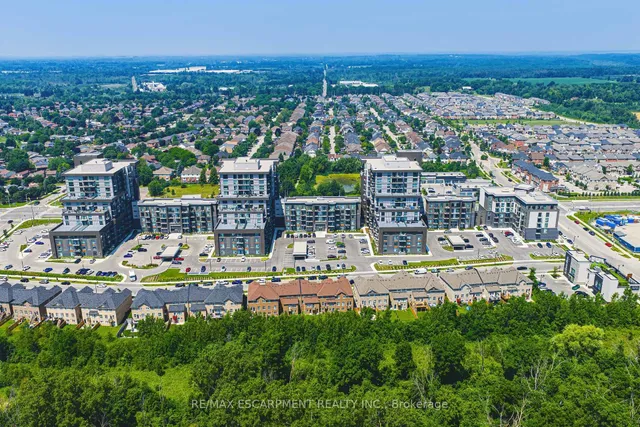 Additional image 29 of 460 Dundas St Unit 505