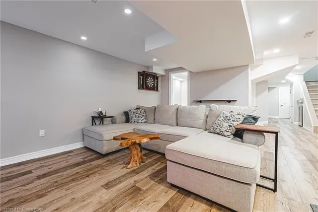 Additional image 24 of 157 Lormont Blvd