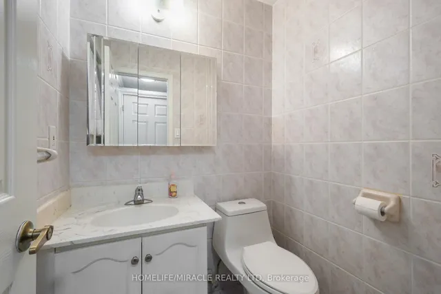 Additional image 17 of 47 Cinrickbar Dr