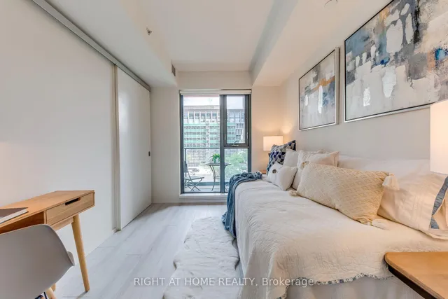 Additional image 24 of 159 Dundas St Unit 611