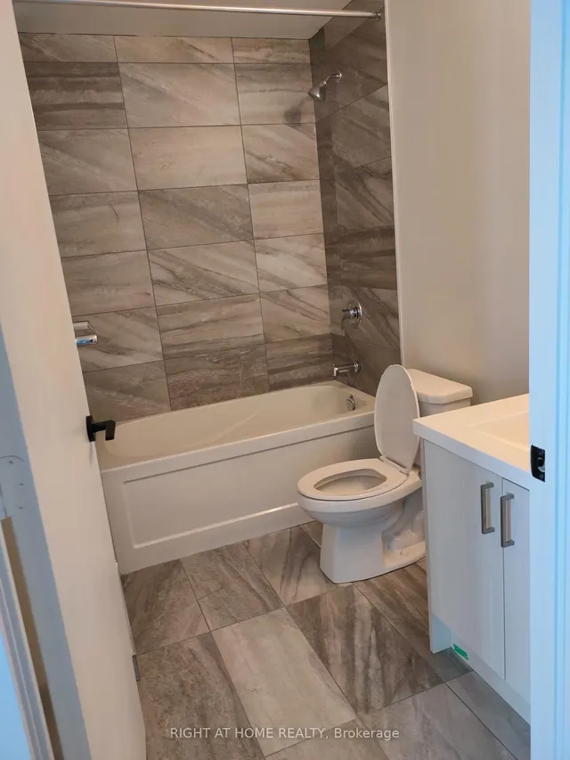 Additional image 11 of 50 George Butchart Dr Unit 625