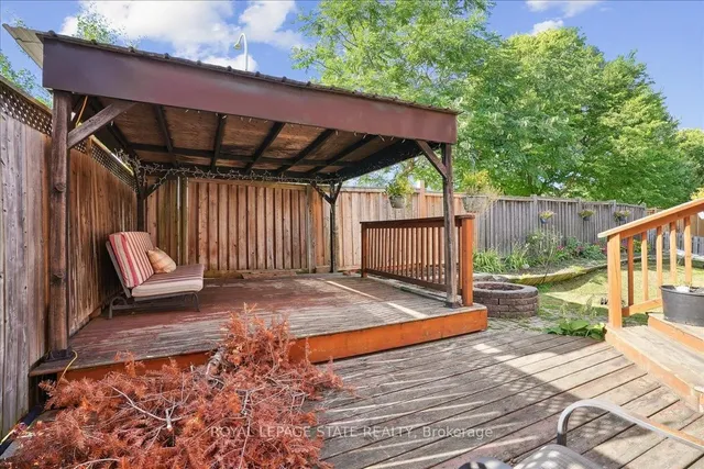 Additional image 35 of 70 Moore Cres