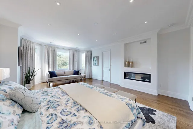 Additional image 28 of 33 Citation Dr