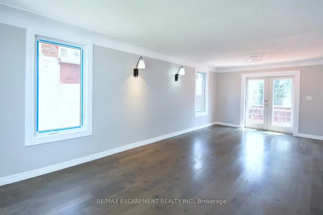 Additional image 4 of 687 Upper James St