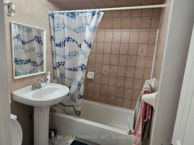 Additional image 14 of 2901 Jane St Unit Unit 78
