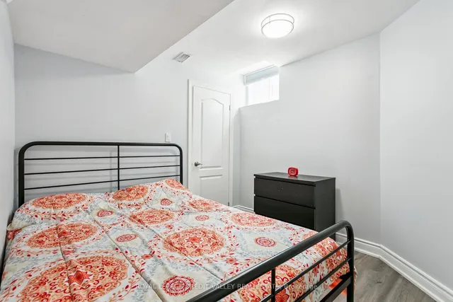 Additional image 39 of 4 Mendoza Dr