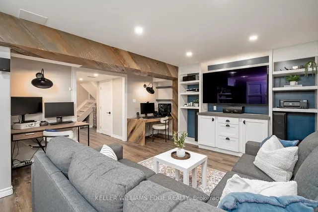 Additional image 32 of 67 Columbus Gate