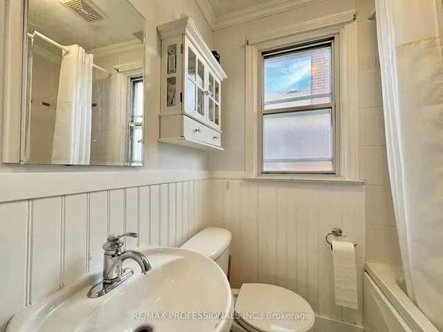 Additional image 8 of 44 Parker Ave