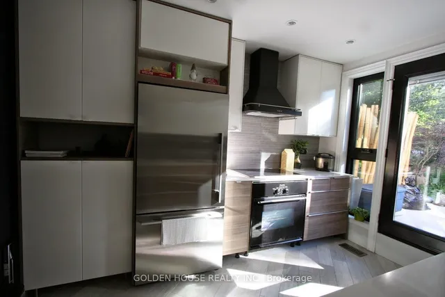 Additional image 14 of 21 Thatcher Ave