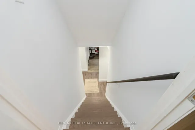 Additional image 36 of 180 Bonnie Braes Dr