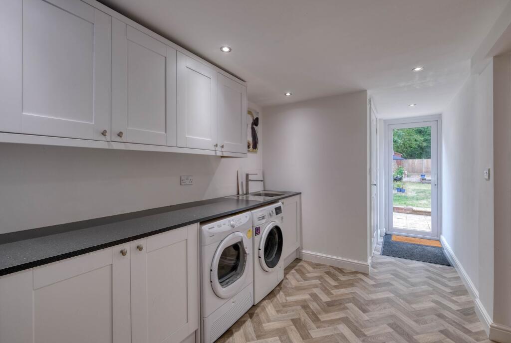 Additional image 9 of Alton Close, Redditch, B97