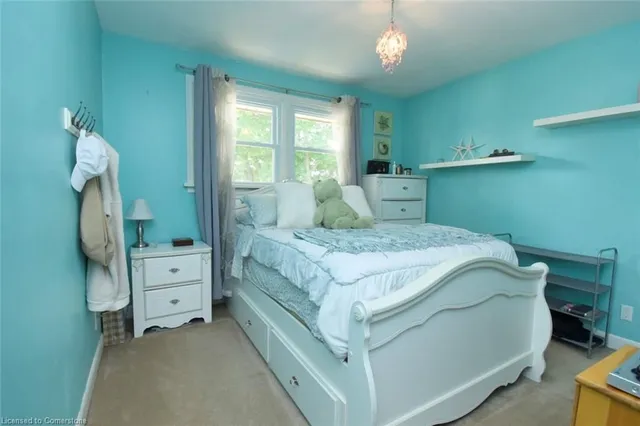 Additional image 21 of 33 Burwell Ave