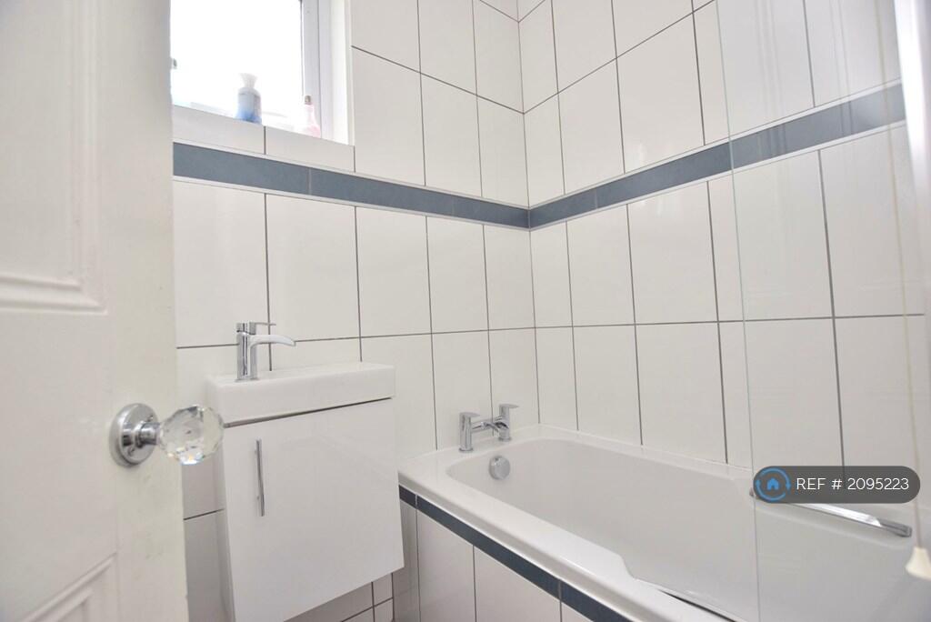 Additional image 13 of Wellsway, Bath, BA2