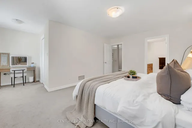 Additional image 30 of 345 Glancaster Rd Unit 19