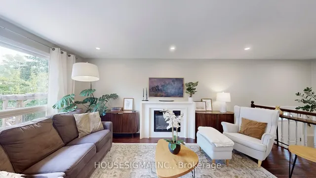 Additional image 4 of 641 Glen Moor Cres
