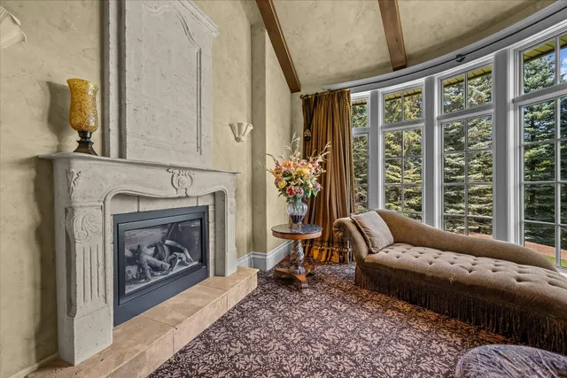 Additional image 9 of 10090 Pineview Tr