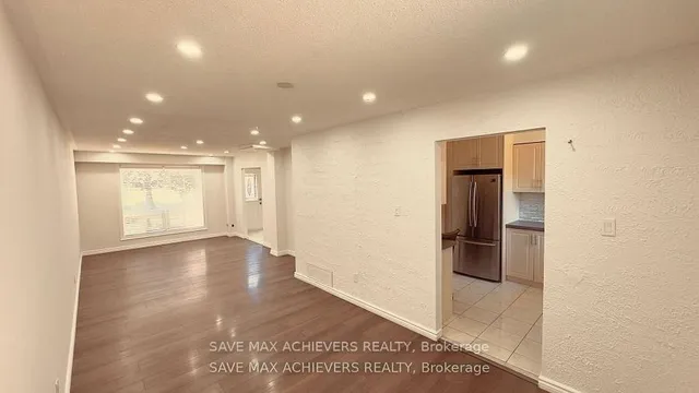 Additional image 2 of 1720 Albion Rd Unit 17