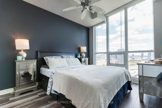 Additional image 21 of 16 Yonge St Unit 2407