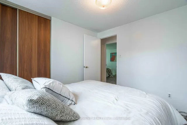 Additional image 14 of 179 Appleford Crt