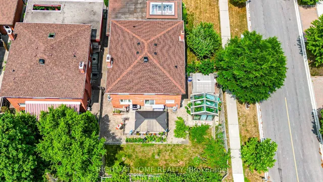 Additional image 37 of 2 Lapworth Cres