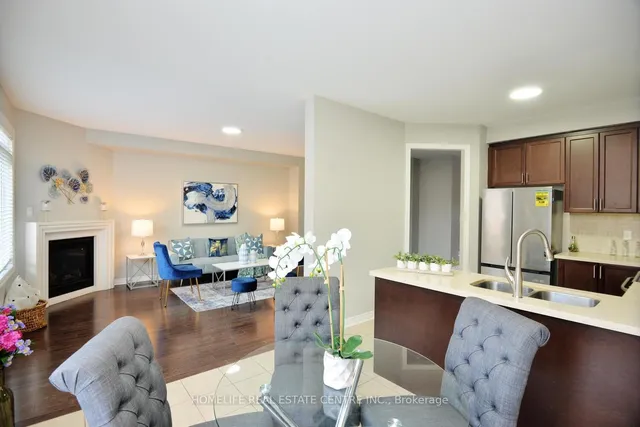 Additional image 20 of 71 Villadowns Tr