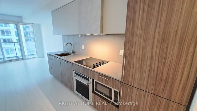 Additional image 14 of 19 Western Battery Rd Unit 1902