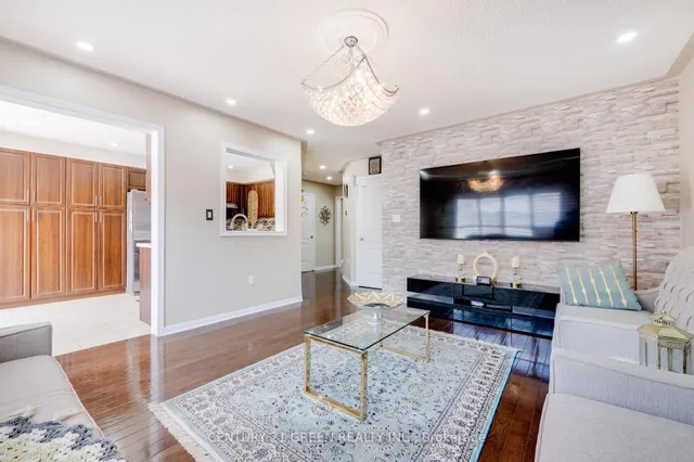 Additional image 17 of 1107 Barr Cres