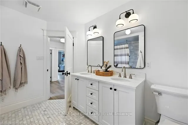 Additional image 28 of 112 Chedoke Ave