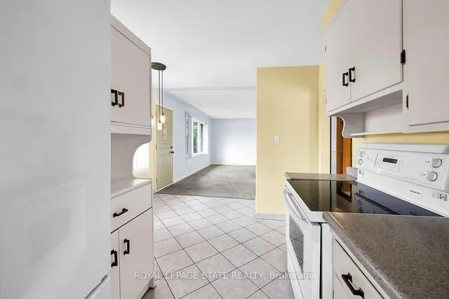 Additional image 11 of 220 Winona Rd