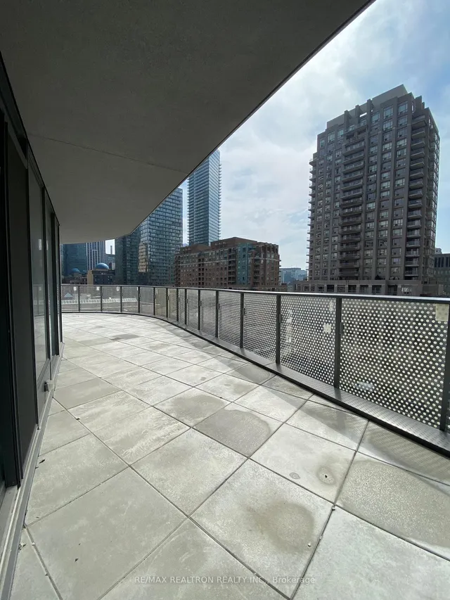 Additional image 15 of 11 Wellesley St Unit 607