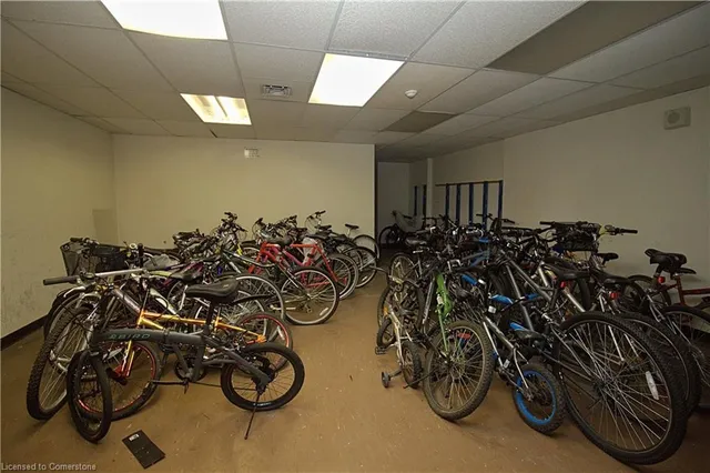 Additional image 40 of 90 Ling Rd Unit 904