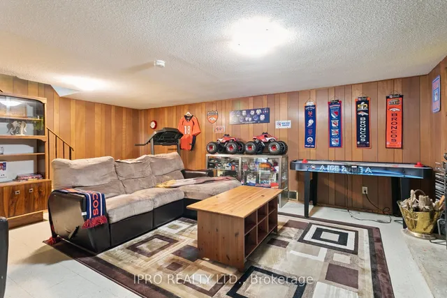 Additional image 40 of 47 Golf View Dr