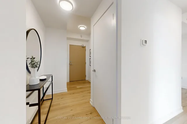 Additional image 11 of 1195 The Queensway St Unit 907