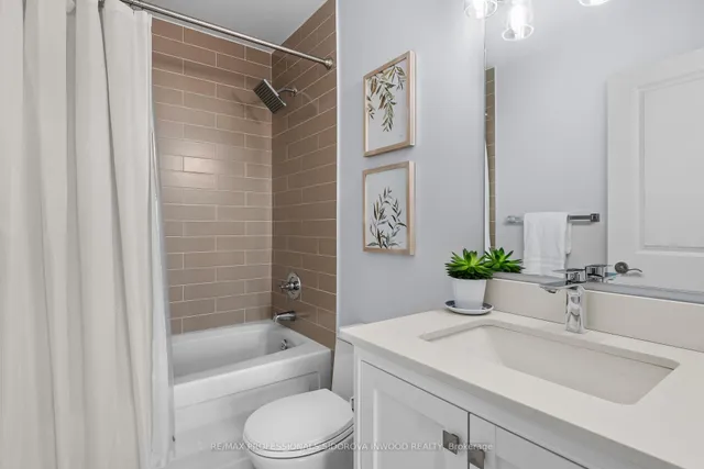 Additional image 13 of 20 Gothic Ave Unit 414