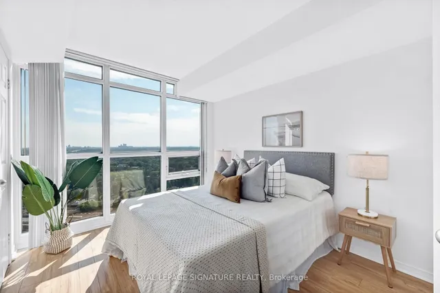 Additional image 18 of 30 Harrison Garden Blvd Unit 2703