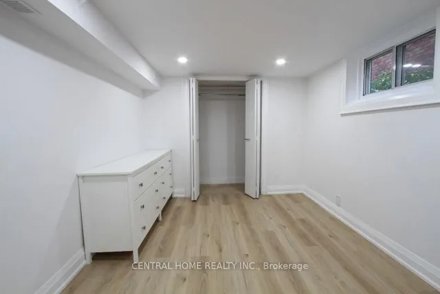 Additional image 14 of 226 Donlands Ave